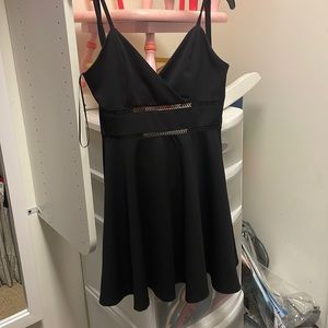 BLACK DRESS!!